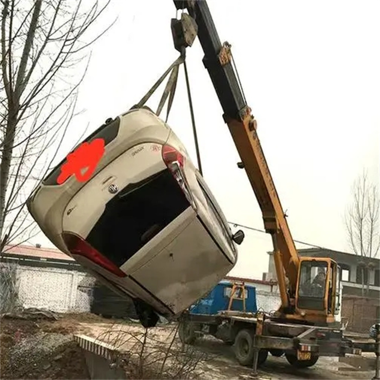 淮安洪泽随时待命，吊车24小时道路救援服务全解析